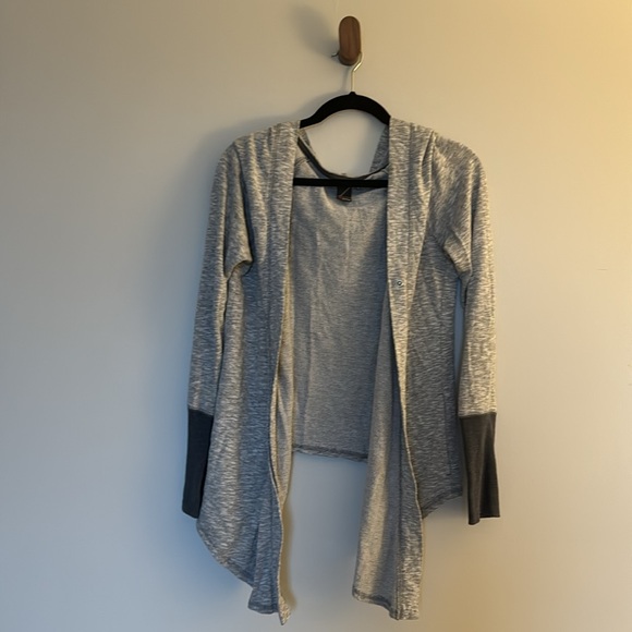 Zella wrap cardigan - Picture 3 of 3